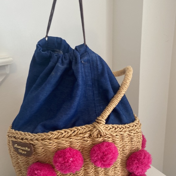 Samantha Vega Bucket Bag - Picture 6 of 6